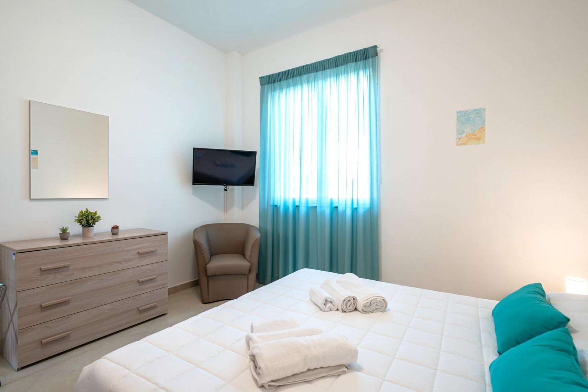 Icaro Residence Apartments With A Beautiful Pool Sant'Agata di Militello Exterior foto