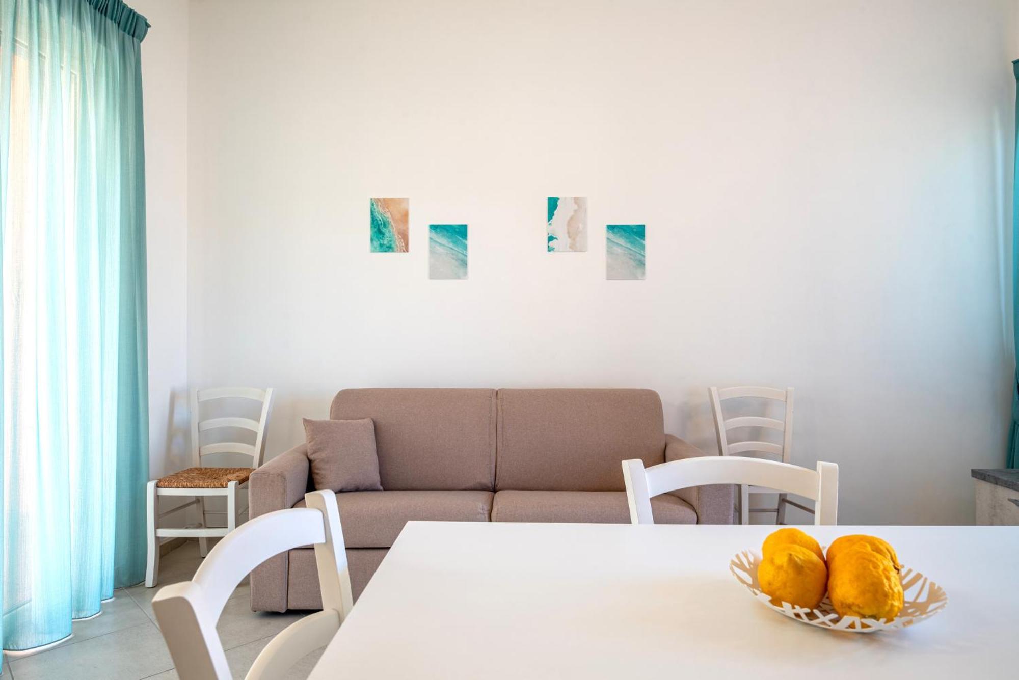 Icaro Residence Apartments With A Beautiful Pool Sant'Agata di Militello Exterior foto