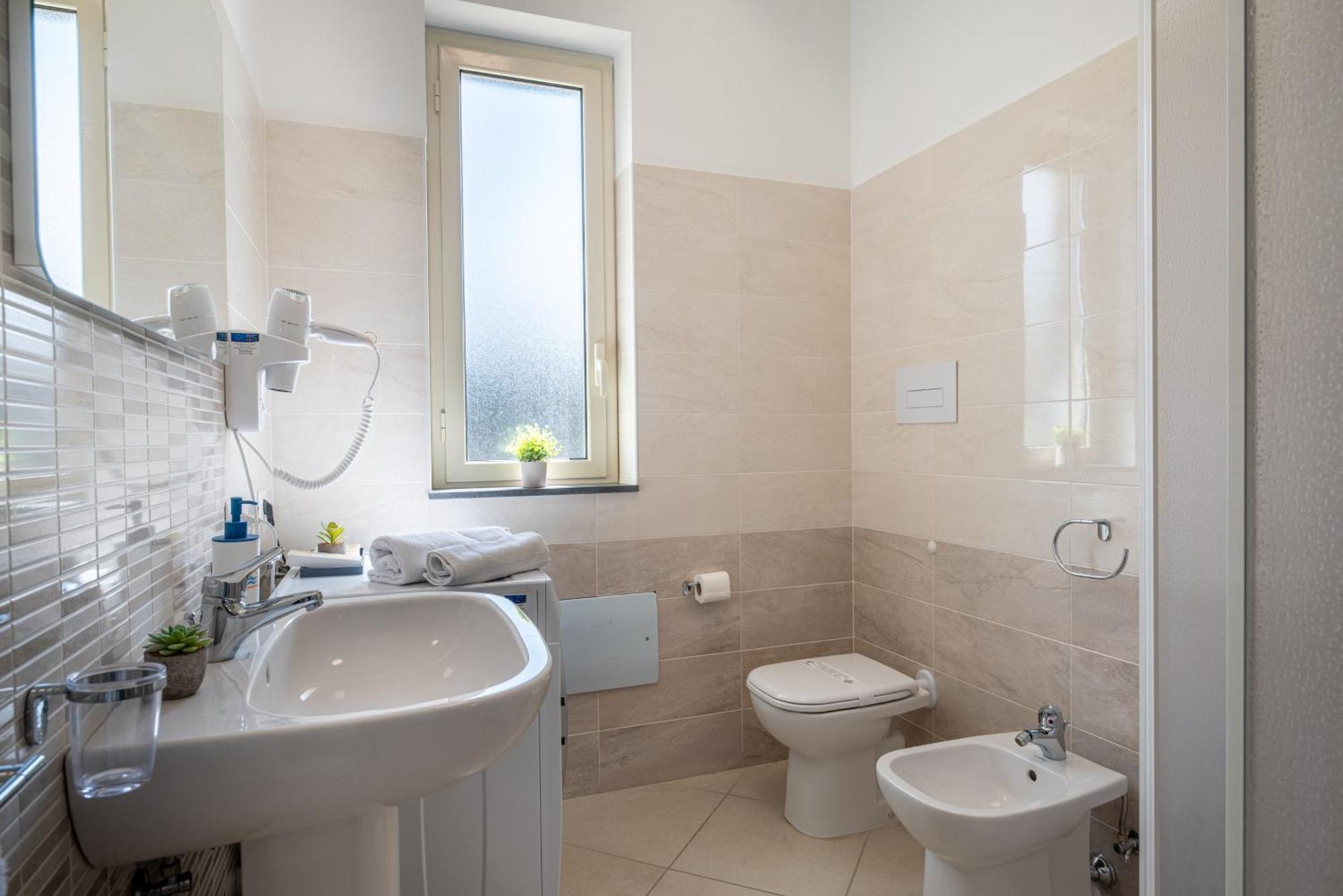 Icaro Residence Apartments With A Beautiful Pool Sant'Agata di Militello Exterior foto